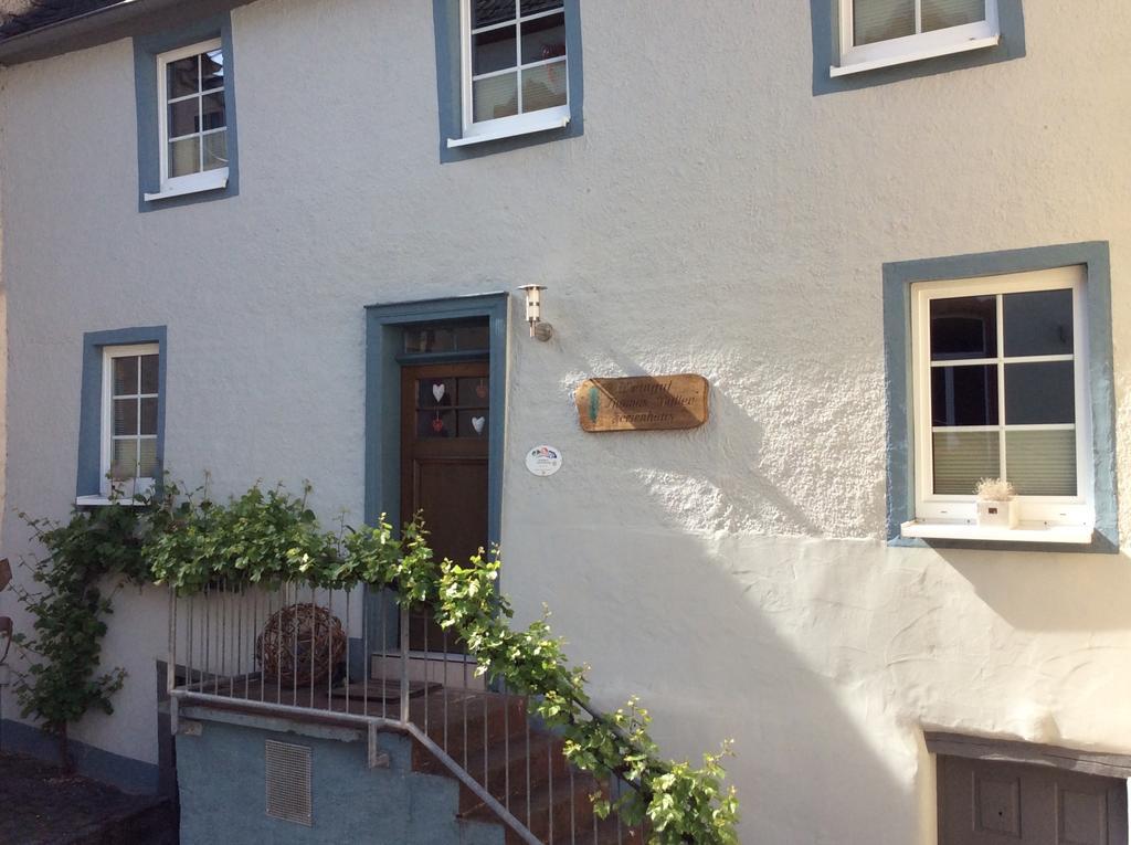 Apartamento Winzerhäuschen, Weingut Th. Müller Reil Exterior foto